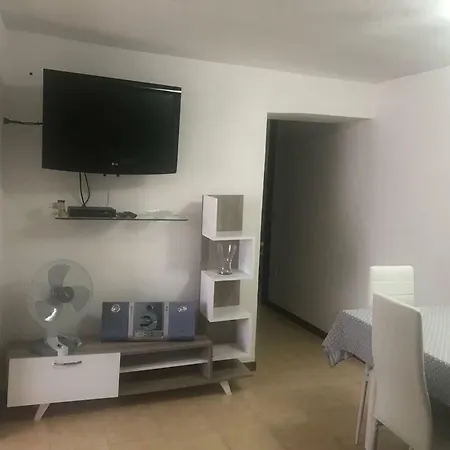 بيت للعطل In Cima Alla Costa *
